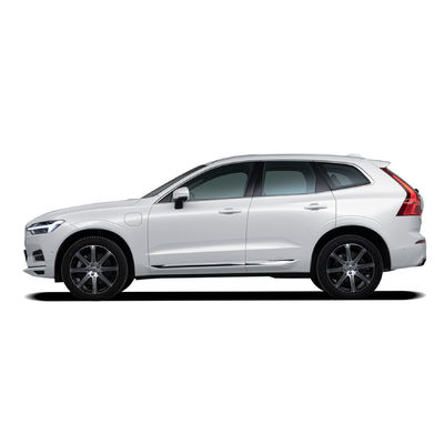 O híbrido SUV inteiramente elétrico 2.0T 310HP L4 4WD de VOLVO XC60 para famílias viaja