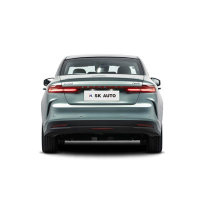 2024 China Geely Geometry G6 Novo carro elétrico Geely Geometry G6 EV Carro Alta duração da bateria Controle central Grande ecrã