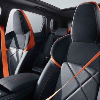 4 portas 5 assentos Changan CS55 MAIS 2023 a gasolina da versão 1.5T DCT da baleia azul
