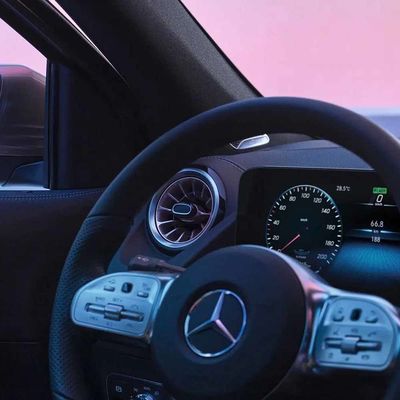 2024 Mercedes Benz EQA 260 Carro Elétrico SUV de luxo 619km Long Range EQA EQB EQC Veículo de Nova Energia EV Carro
