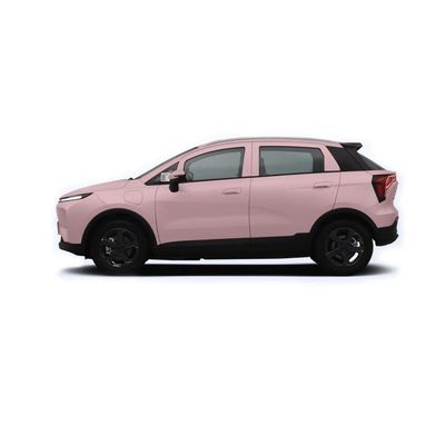 A porta 5 5 Seat do carro elétrico 550km da geometria E SUV de Geely elétrico para famílias viaja