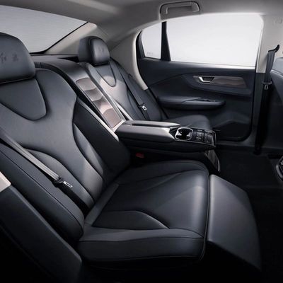Sedan de alta velocidade de Hongqi New Energy 5 Seater de HongQi EQM5 EV do carro médio elétrico puro do carro 431km