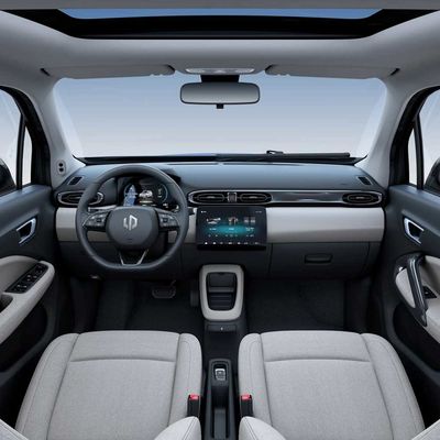 Escala dos carros NEDC 403km do veículo elétrico mini EV de Leapmotor T03