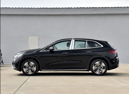 Veículo elétrico de 300kW com alcance de 609km 2025 Mercedes EV SUV EQE de luxo com grande espaço Melhor carro elétrico para condução no deserto