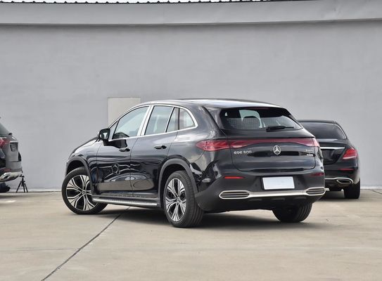 Veículo elétrico de 300kW com alcance de 609km 2025 Mercedes EV SUV EQE de luxo com grande espaço Melhor carro elétrico para condução no deserto