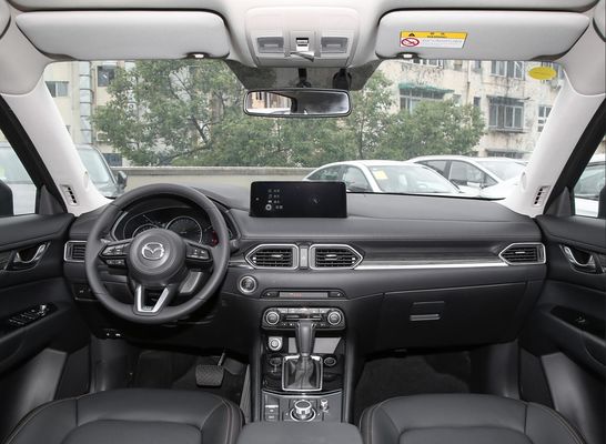 2025 Mazda CX-5 Keyless Start e 2.0L Torque de 200 N.m para melhor desempenho em um SUV compacto