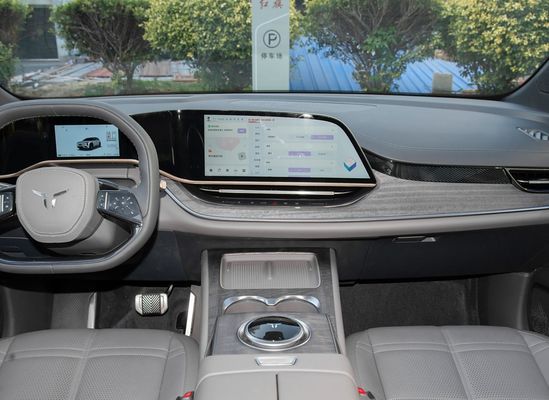 202/253 KW Motor Hongqi Limousine Carro elétrico com velocidade máxima de 200 Km/h e comprimento de 4925mm