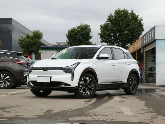 NETA U 401km Cores brancas Carros usados de segunda mão com motor de 120kW Melhor carro elétrico para dirigir no deserto 2023