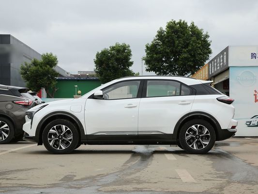 NETA U 401km Cores brancas Carros usados de segunda mão com motor de 120kW Melhor carro elétrico para dirigir no deserto 2023