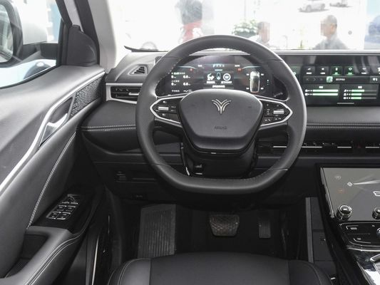 NETA U 401km Cores brancas Carros usados de segunda mão com motor de 120kW Melhor carro elétrico para dirigir no deserto 2023