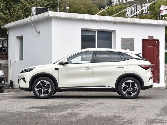 150kW BYD Carro Elétrico Samrt Driving 2025 Novo Modelo Yuan Plus Carregamento Rápido EV Grande espaço para família com teto solar