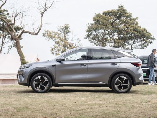 2025 Novo Modelo BYD EV 4455mm Comprimento Yuan Plus Carros Elétricos isentos de impostos SUV totalmente elétrico com teto solar Grande espaço