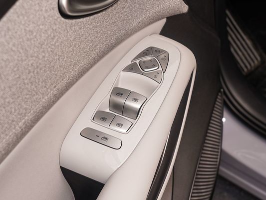 2025 Venda Quente Novo Modelo BYD Sealion 05EV Veículo Elétrico Carregamento Rápido 520KM EV de Longa Distância com teto solar
