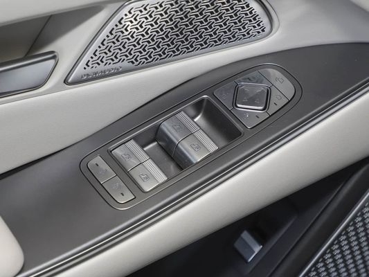2025 Potente Han L BYD Veículo elétrico com potência máxima de 500 KW e leather rudder 1000V alta tensão carregamento rápido