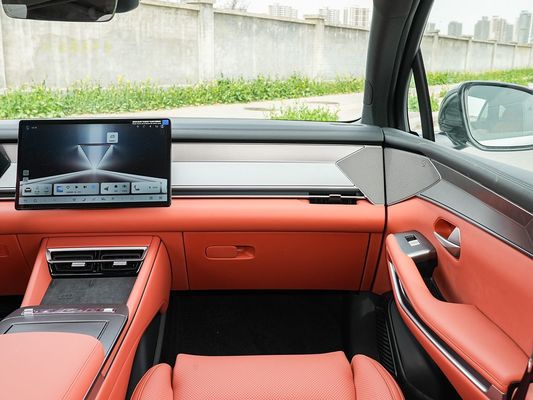 2025 BYD Novo veículo elétrico para desempenho Tang L 810kW Potência AWD Carregamento rápido 1000w/h 600km alcance longo alcance 7 assentos com teto solar