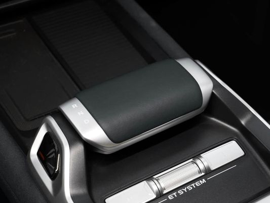 316kW Potência do motor 2025 Automóvel EV Deepal G318 Cross Roads SUV Veículo híbrido Carregamento rápido com teto solar