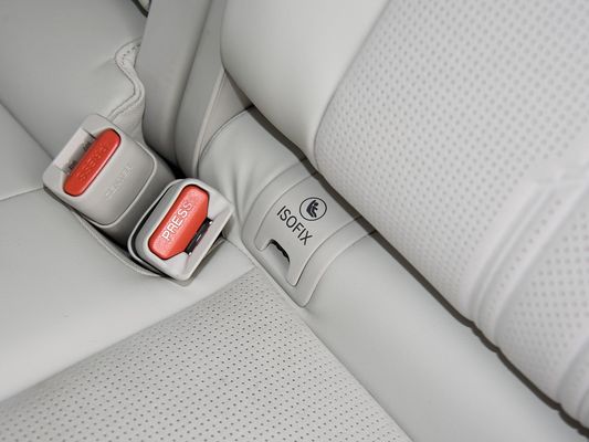 350kW Potência do motor SUV totalmente elétrico Honda S7 Long Range 650km carregamento rápido EV Nova venda com teto solar para família