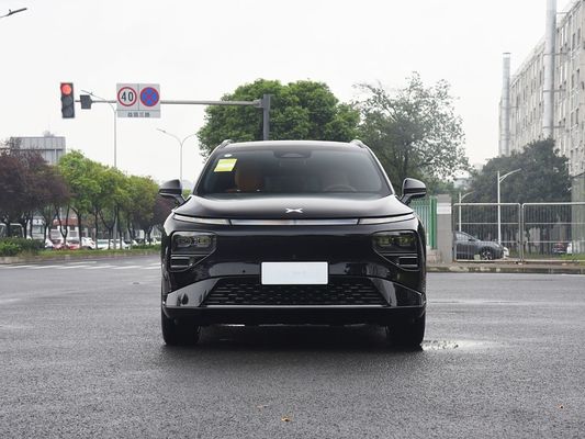 2025 Xpeng G9 SUV totalmente elétrico 93.1kWh Capacidade da bateria 423kW Max Potência do motor 680km Longo alcance e carregamento rápido com teto solar