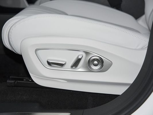 2025 Xpeng G9 SUV totalmente elétrico 93.1kWh Capacidade da bateria 423kW Max Potência do motor 680km Longo alcance e carregamento rápido com teto solar