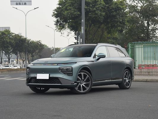 Maximize sua experiência de condução com o Xpeng G9 Veículo elétrico de carregamento rápido Torque máximo do motor 695N.m Potência máxima do motor 423kW Velocidade máxima 200km/h