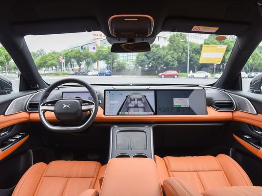 Maximize sua experiência de condução com o Xpeng G9 Veículo elétrico de carregamento rápido Torque máximo do motor 695N.m Potência máxima do motor 423kW Velocidade máxima 200km/h