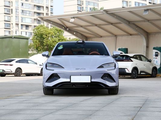 2025 BYD Veículo Elétrico Selo EV Smart Modelo 650KM Long Range 80.64kWh Bateria Carregamento Rápido Venda Quente com teto solar