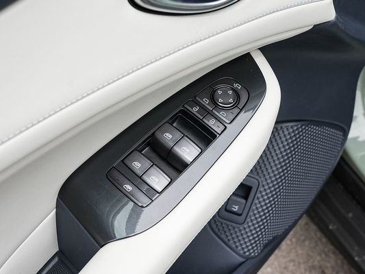 2025 BYD selo de veículo elétrico 06GT Tempo de carregamento rápido de 0,33 horas e desempenho longo alcance 550KM Big Battery com teto solar para família