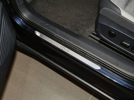 2025 VW Veículo Elétrico ID.4 Carro de Carregamento Rápido Longo Alcance 601km 80.4kWh Bateria Venda Quente Novo Modelo Bom Desempenho com teto solar